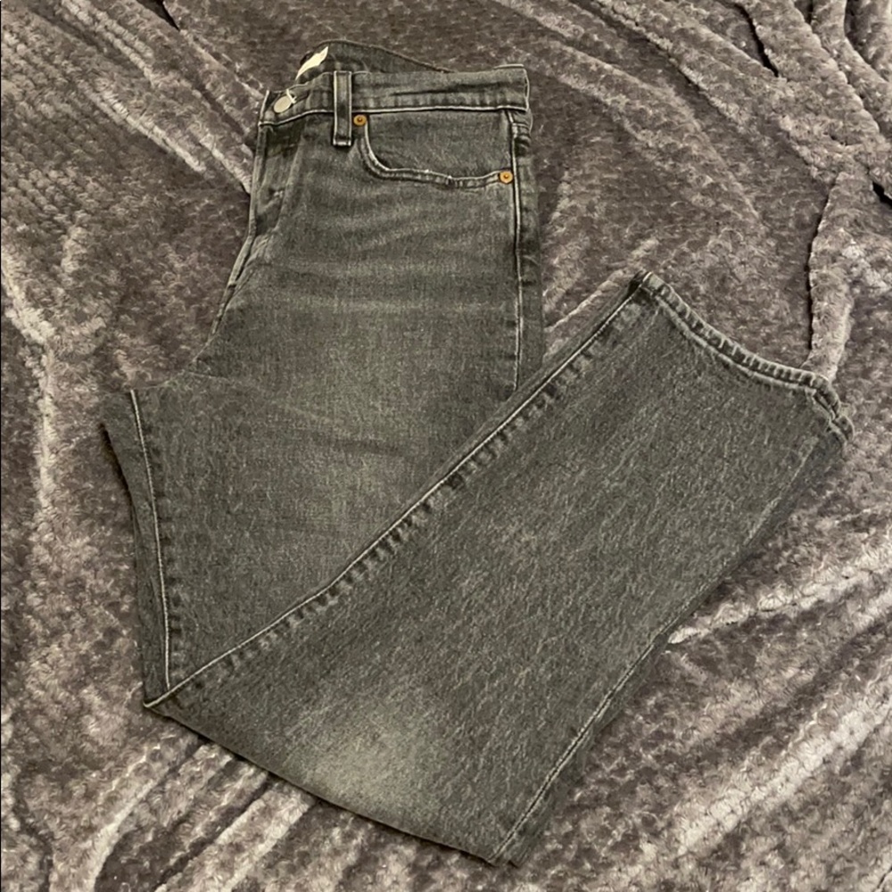 LEVI’S BLACK WEDGIE STRAIGHT JEANS